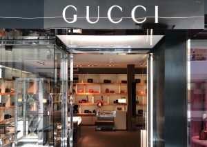 Read more about the article Gucci store