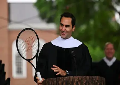 You are currently viewing Roger Federer